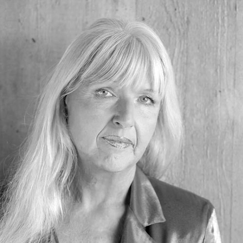 Über Ingrid Vallières